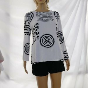 ASHRO Black White African American Heritage Top.